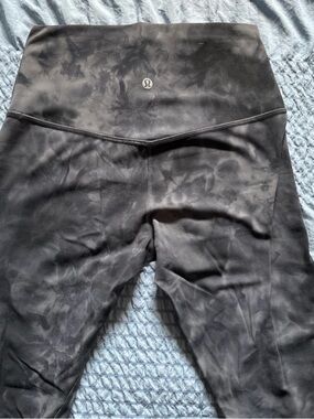 lululemon Align 25” Diamond Dye Size 6